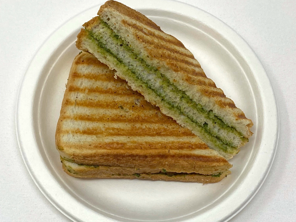 Triple layer sandwich with butter and green chutney